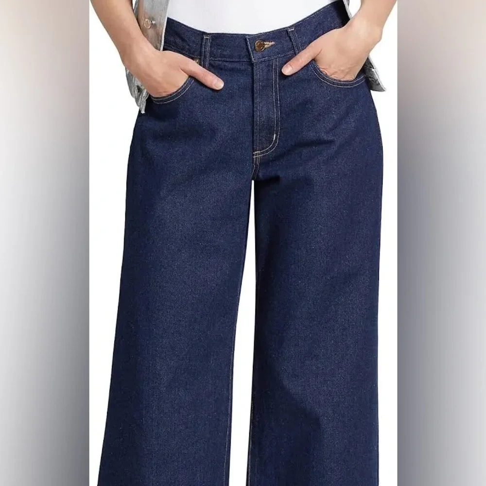 Agolde NWT size 28 Clara Jeans 
Low Rise Baggy Flare whisper dark blue - Picture 3 of 13